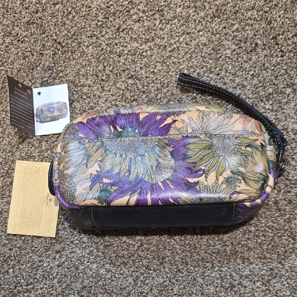 Rare Patricia Nash Italian Leather Sunflower Pattern Remini Cosmetic Case